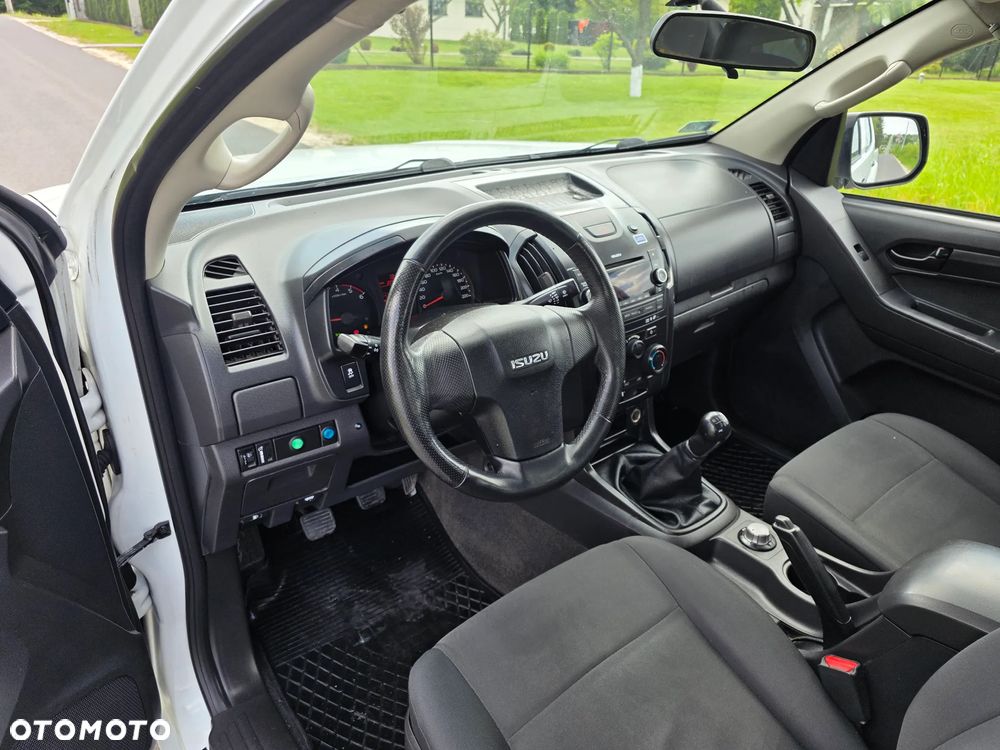 Isuzu D-Max 2.5 EC LS - 12