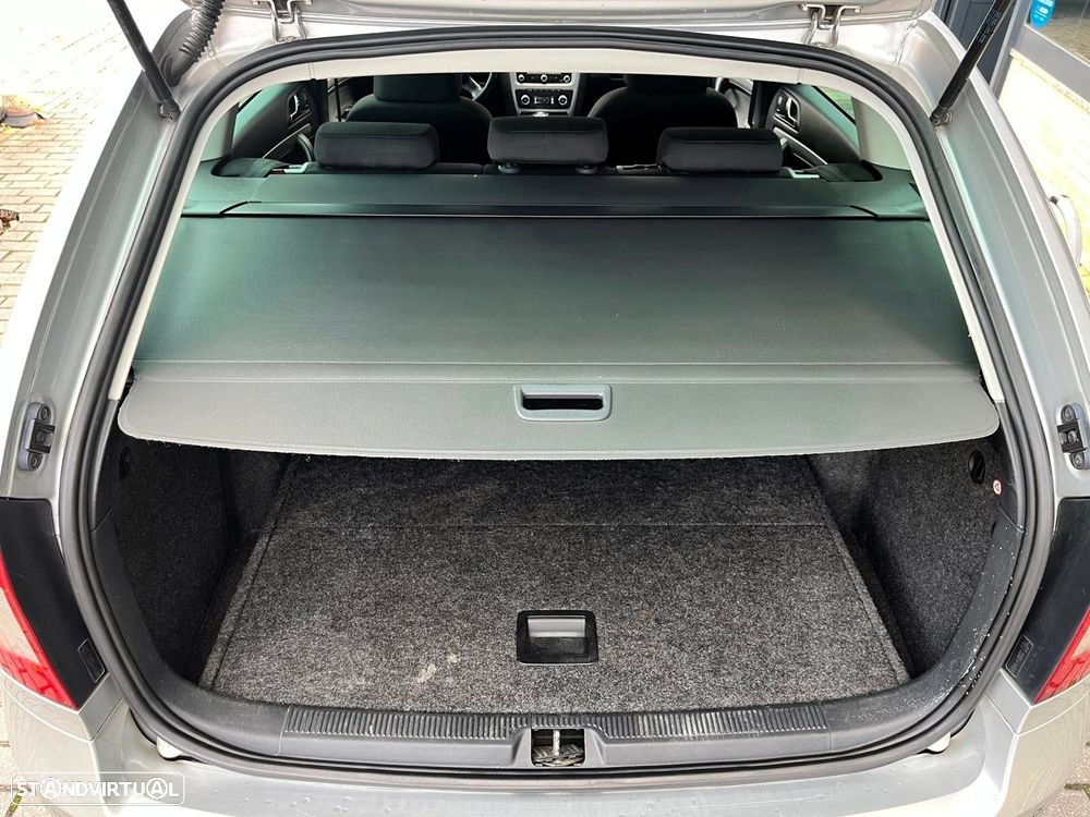 Skoda Octavia Break 2.0 TDI DPF 4x4 DSG Elegance - 29