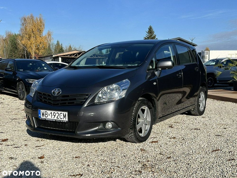 Toyota Verso - 4