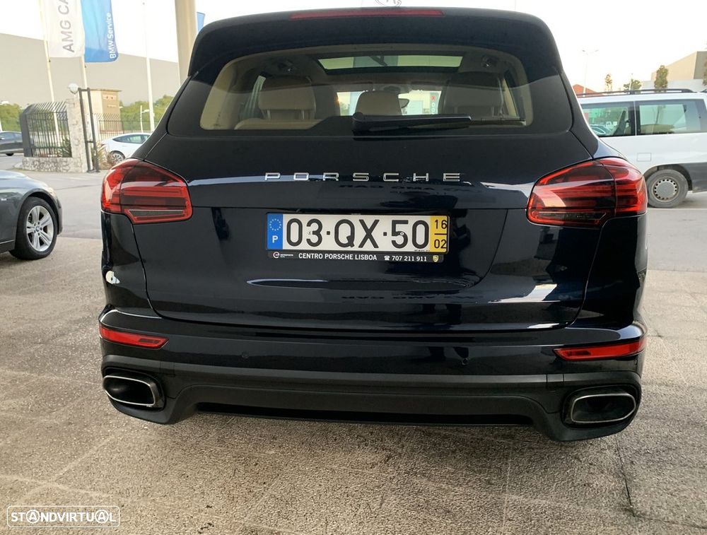 Porsche Cayenne Platinum Edition - 14