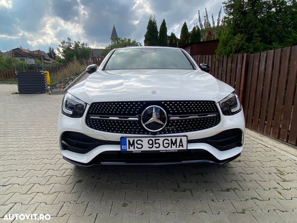 Mercedes-Benz GLC 300 e 4Matic 9G-TRONIC AMG Line - 9