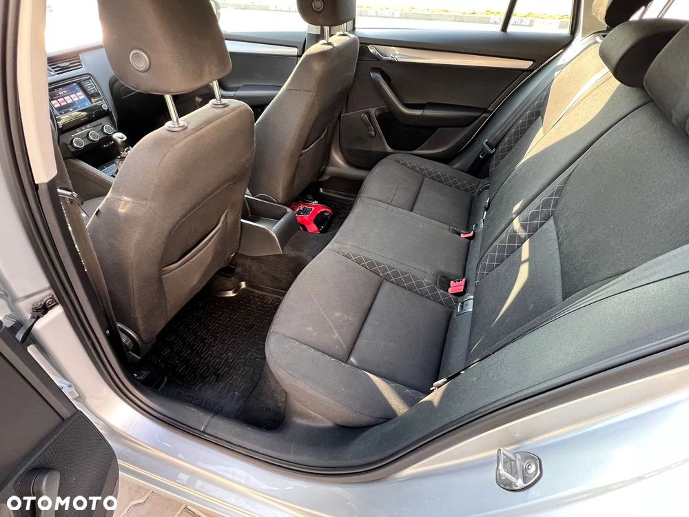 Skoda Octavia - 7