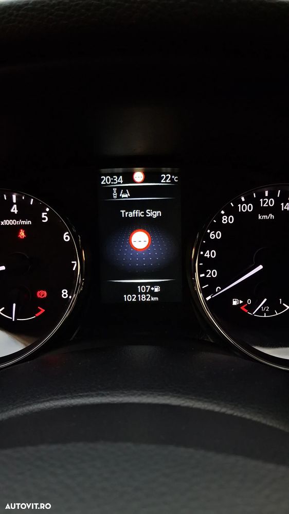 Nissan Qashqai 1.6 DIG-T TEKNA+ - 20