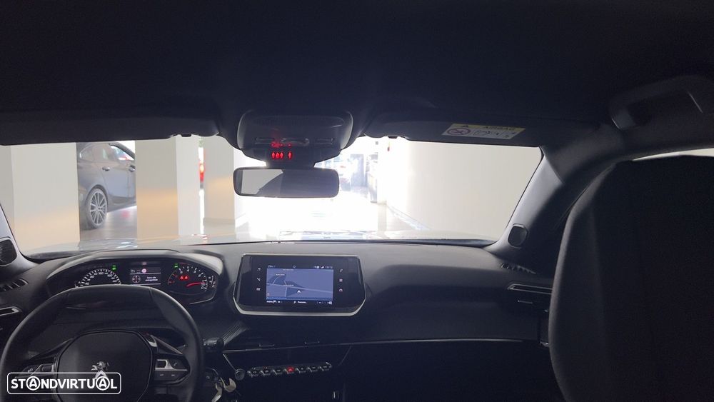 Peugeot 2008 1.2 PureTech Active - 27