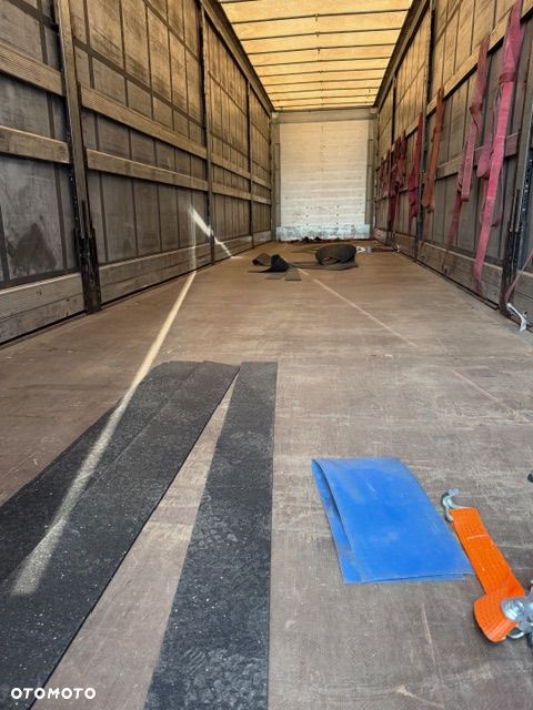 Schmitz Cargobull SCB S3T - 10