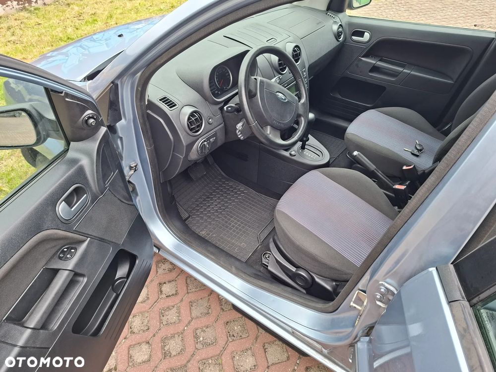 Ford Fusion 1.6 Elegance - 18