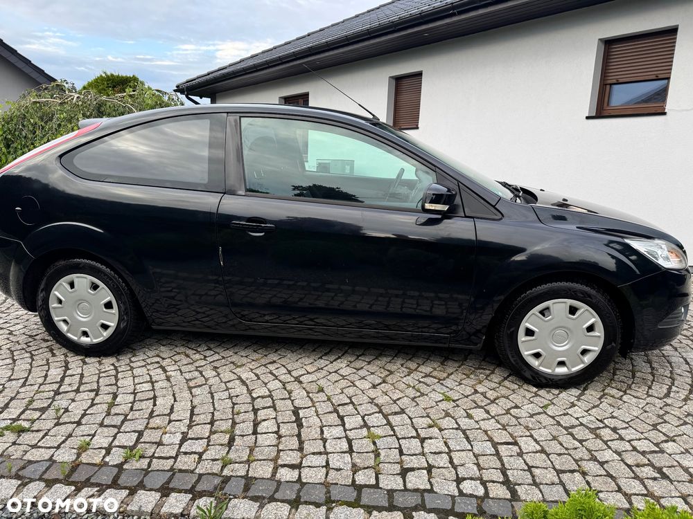 Ford Focus 1.6 16V Trend - 10