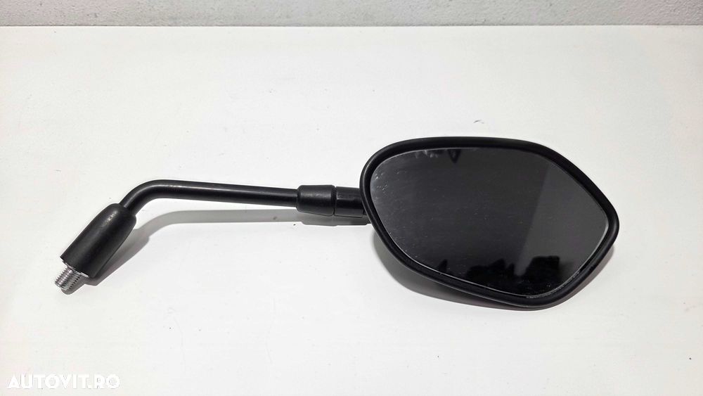 Scarite toba Suzuki GSR750 - 13