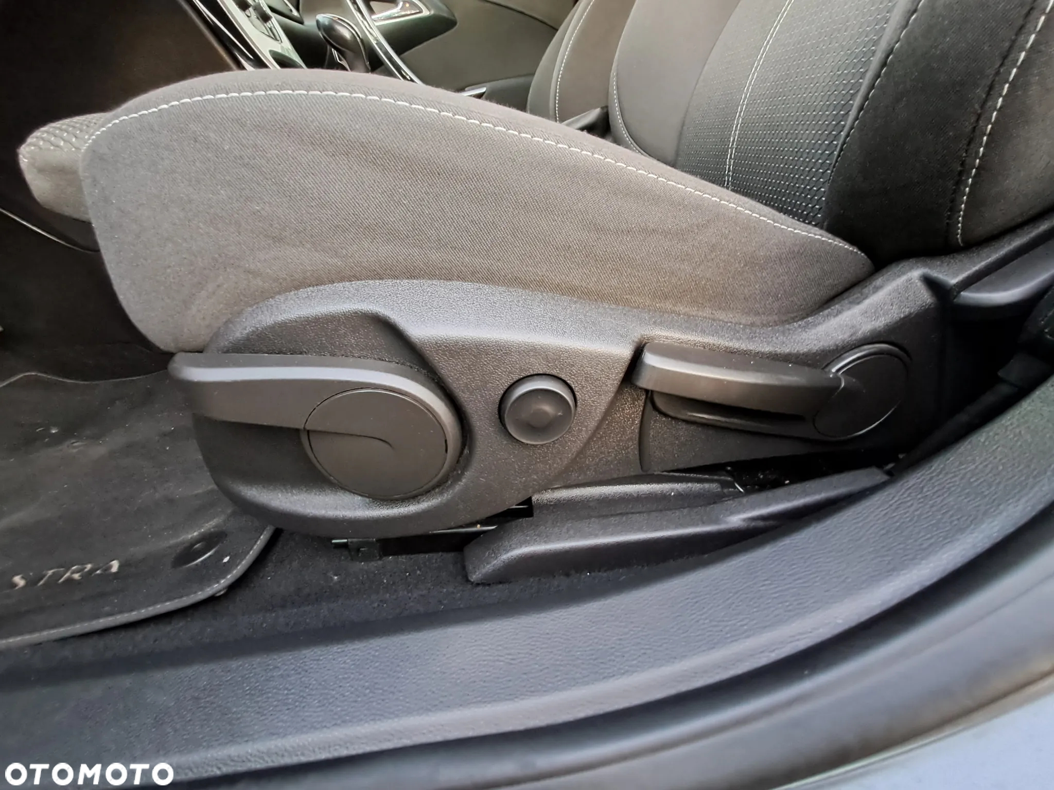 Opel Astra - 12