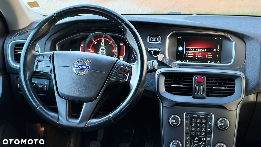 Volvo V40 - 30