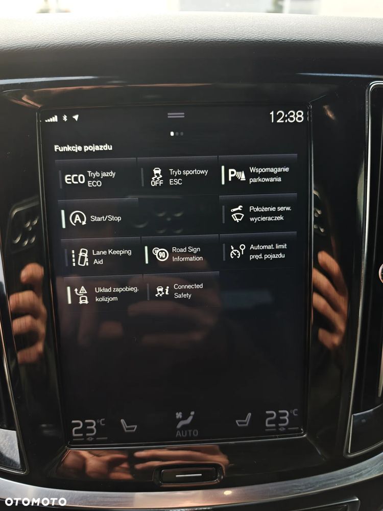 Volvo V60 D3 Drive-E Momentum - 31