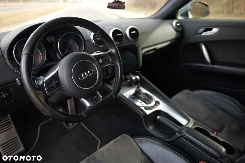 Audi TT S Coupé tronic - 27