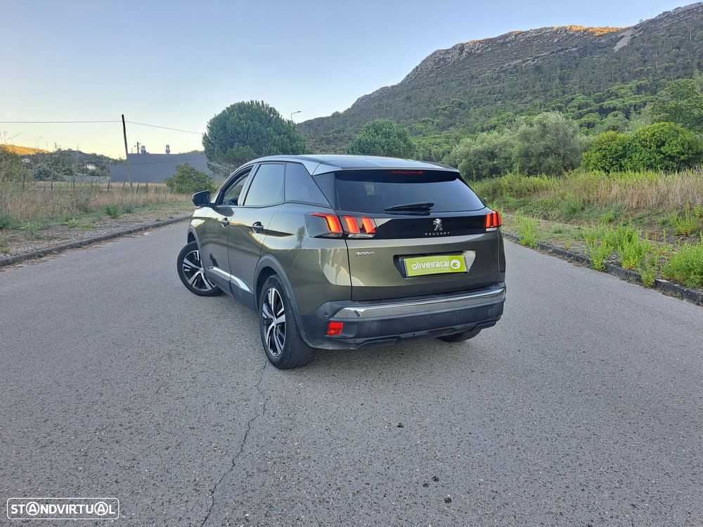 Peugeot 3008 1.5 BlueHDi Allure EAT8 - 33
