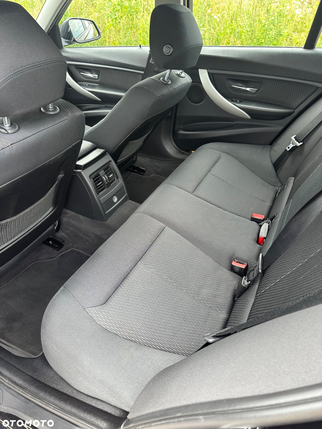 BMW Seria 3 318d - 16