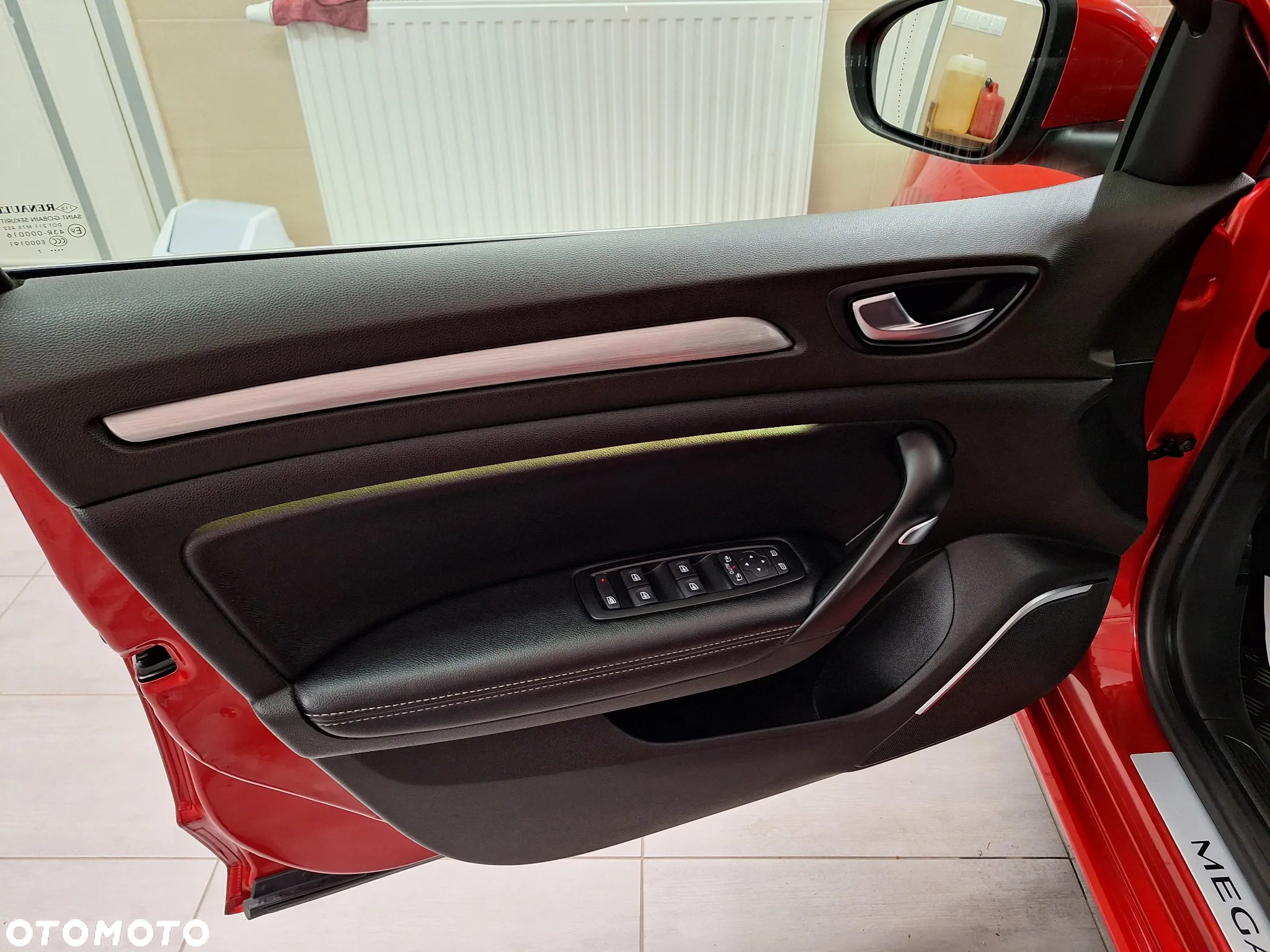 Renault Megane ENERGY TCe 130 BUSINESS - 16
