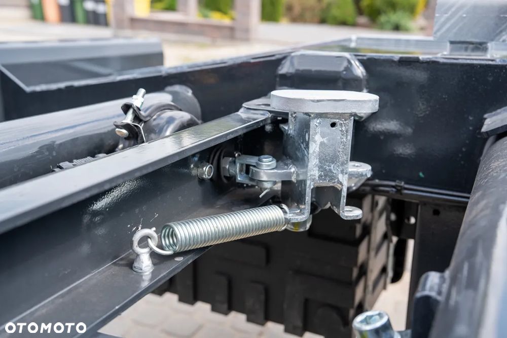 SLT Group PT KP-12 - 18