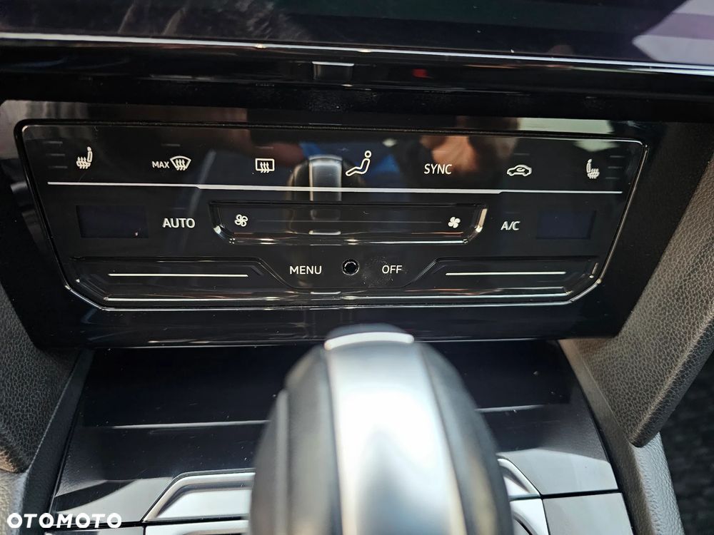 Volkswagen Arteon 2.0 TSI R-Line DSG - 22