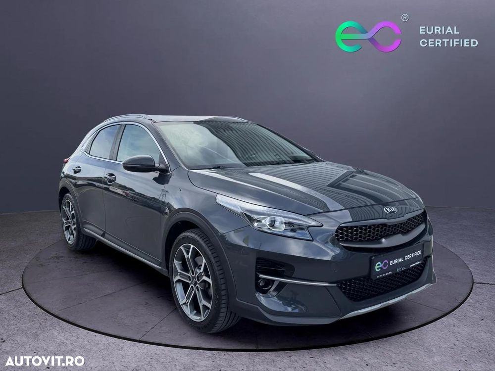 Kia Ceed - 4