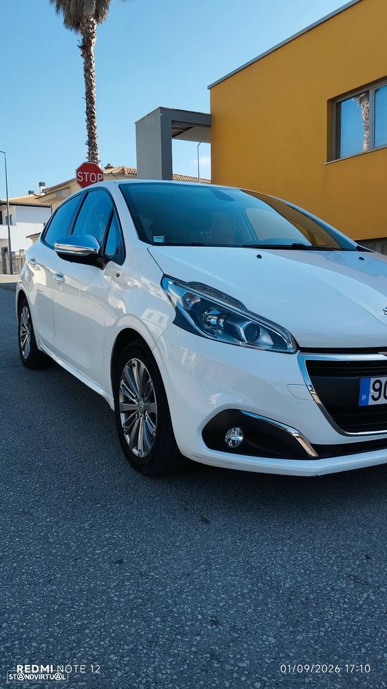 Peugeot 208 1.2 PureTech Style - 3