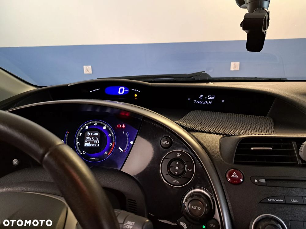 Honda Civic 1.8 Sport - 16