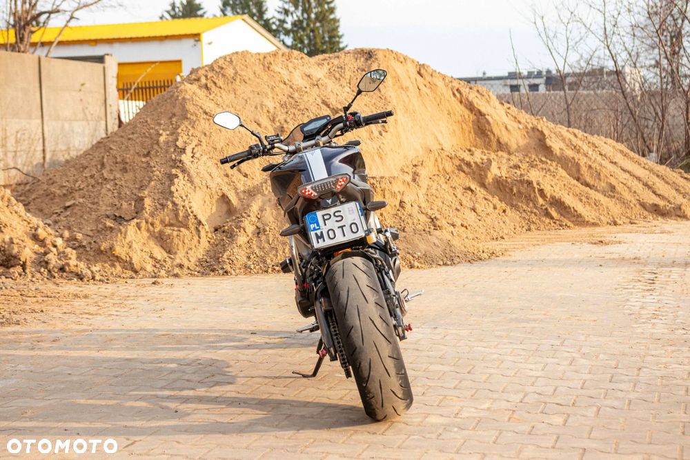 Yamaha MT - 8