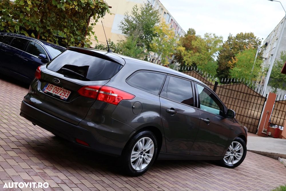 Ford Focus 1.5 EcoBlue Start-Stopp-System COOL&CONNECT - 13