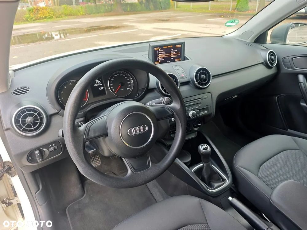 Audi A1 1.2 TFSI S line edition - 26