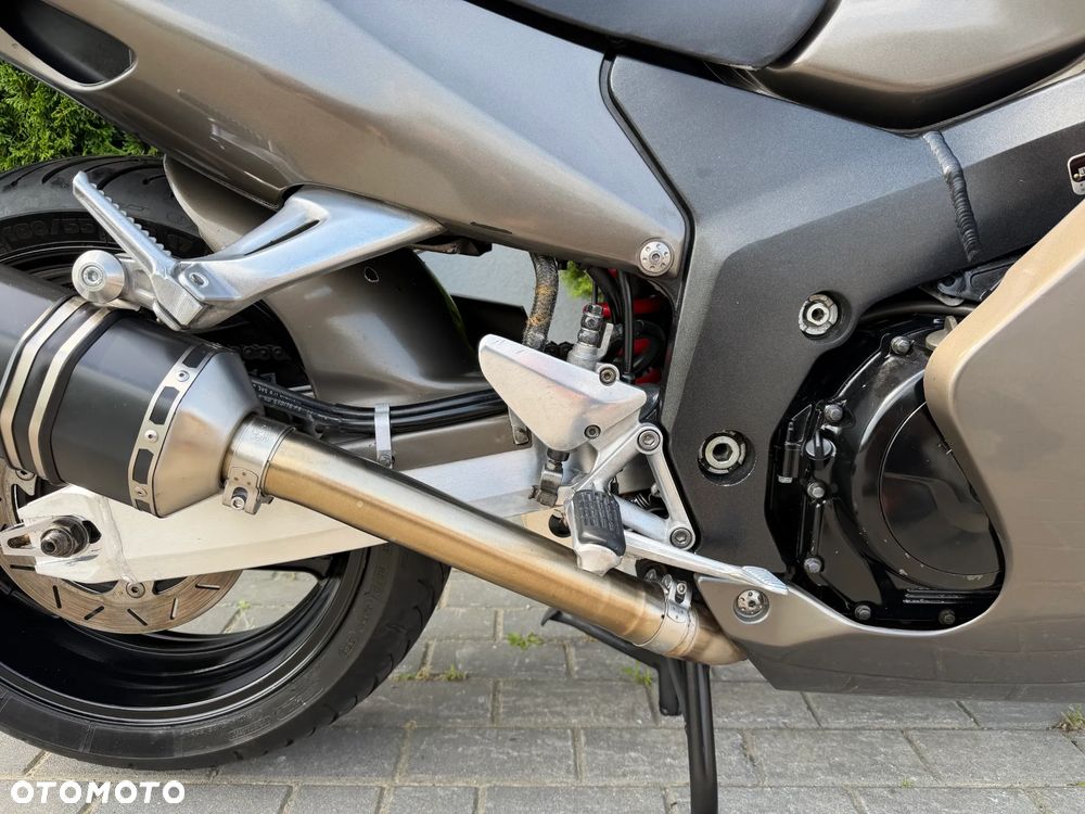 Honda CBR - 18