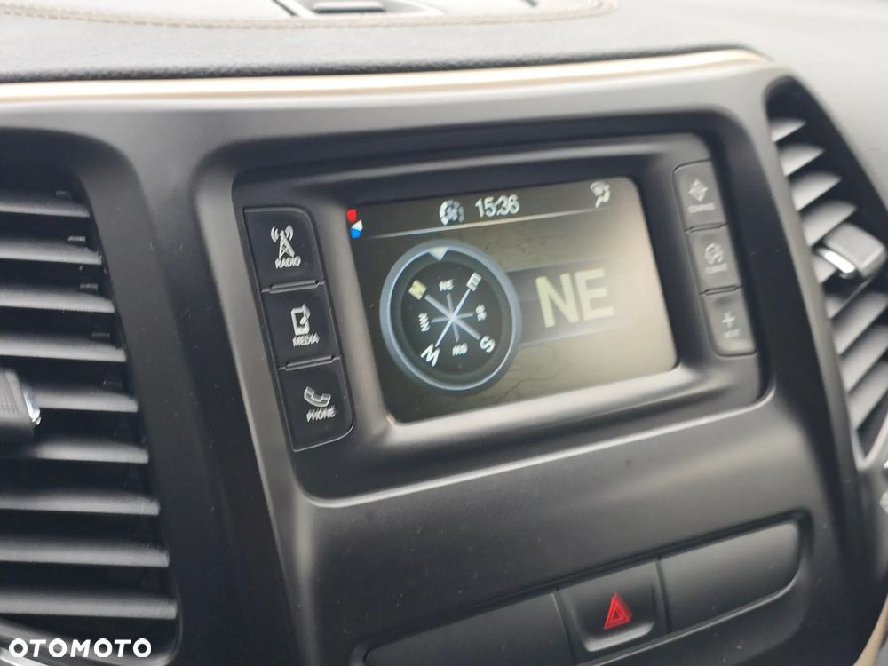 Jeep Cherokee 3.2 V6 Pentastar Active Drive Lock Autom Trailhawk - 8