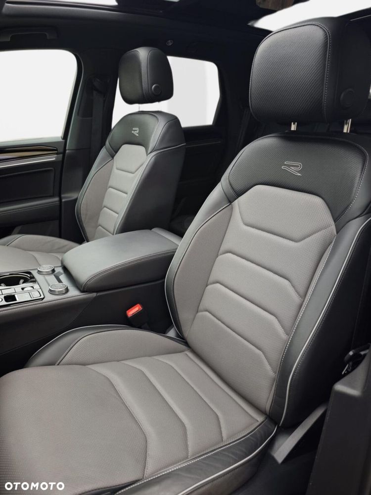 Volkswagen Touareg 3.0 V6 TDI SCR 4Mot R-Line - 18