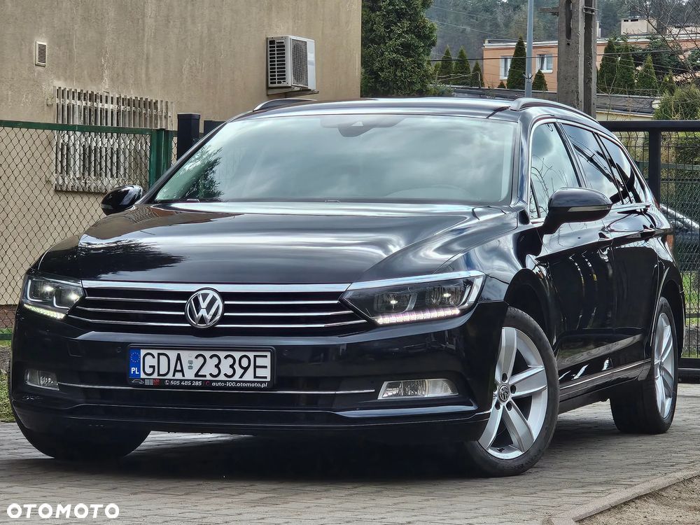 Volkswagen Passat - 1