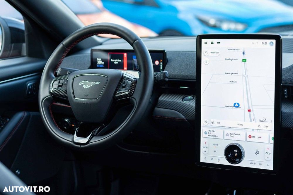 Ford Mustang Mach-E AWD Standard Range 198 kW Premium - 24