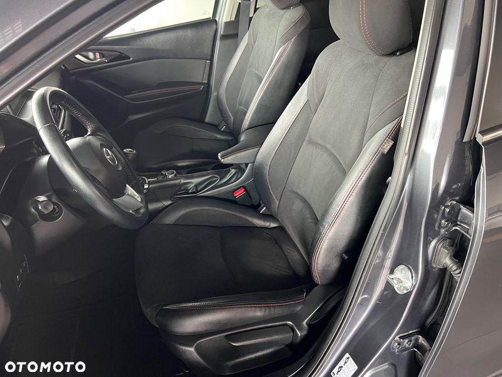 Mazda 3 - 12