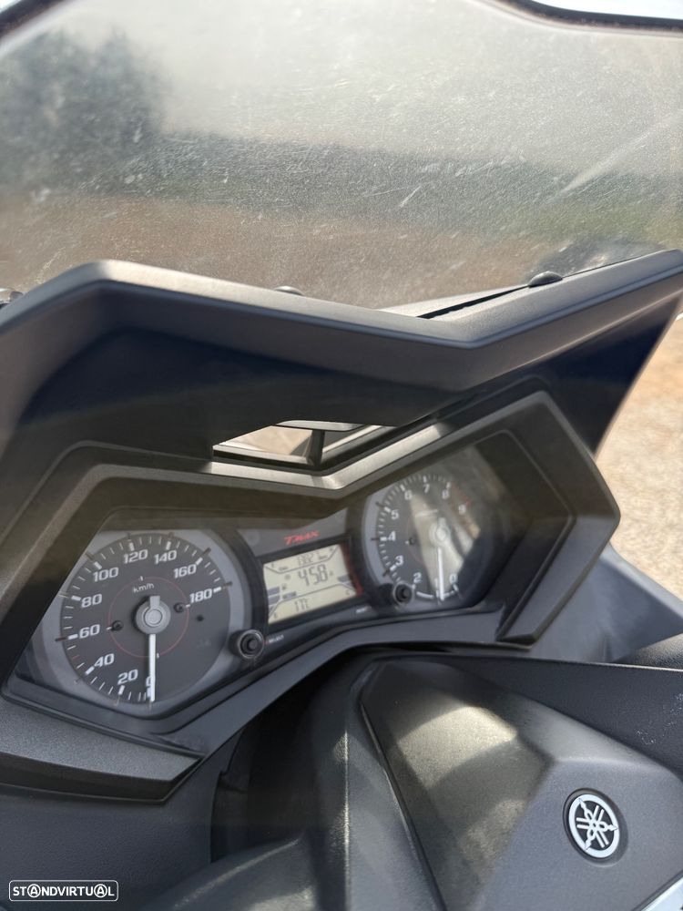 Yamaha TMAX - 5