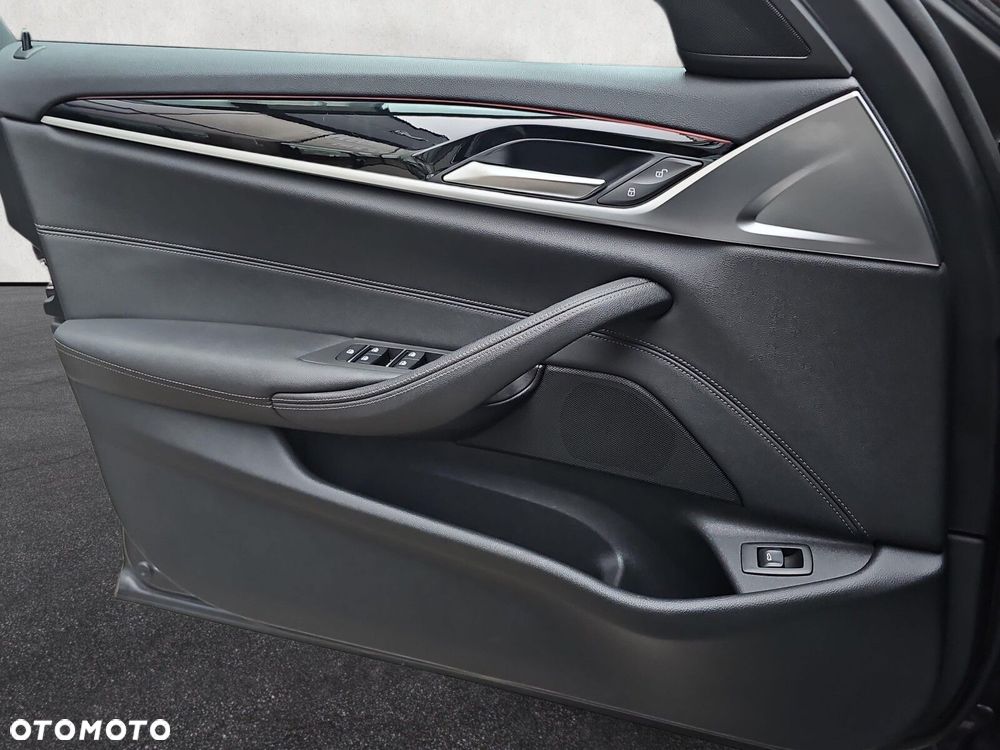 BMW Seria 5 - 16