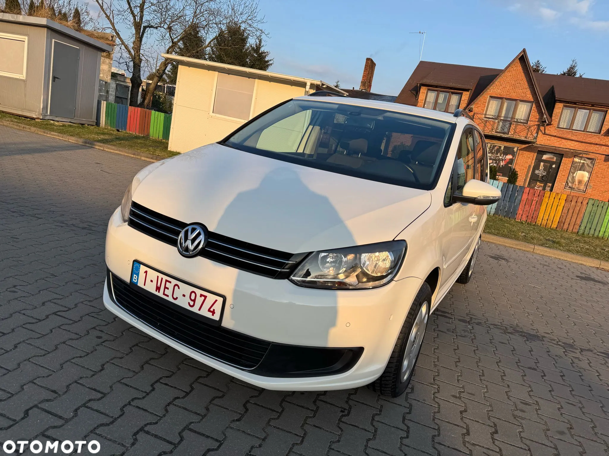 Volkswagen Touran - 2