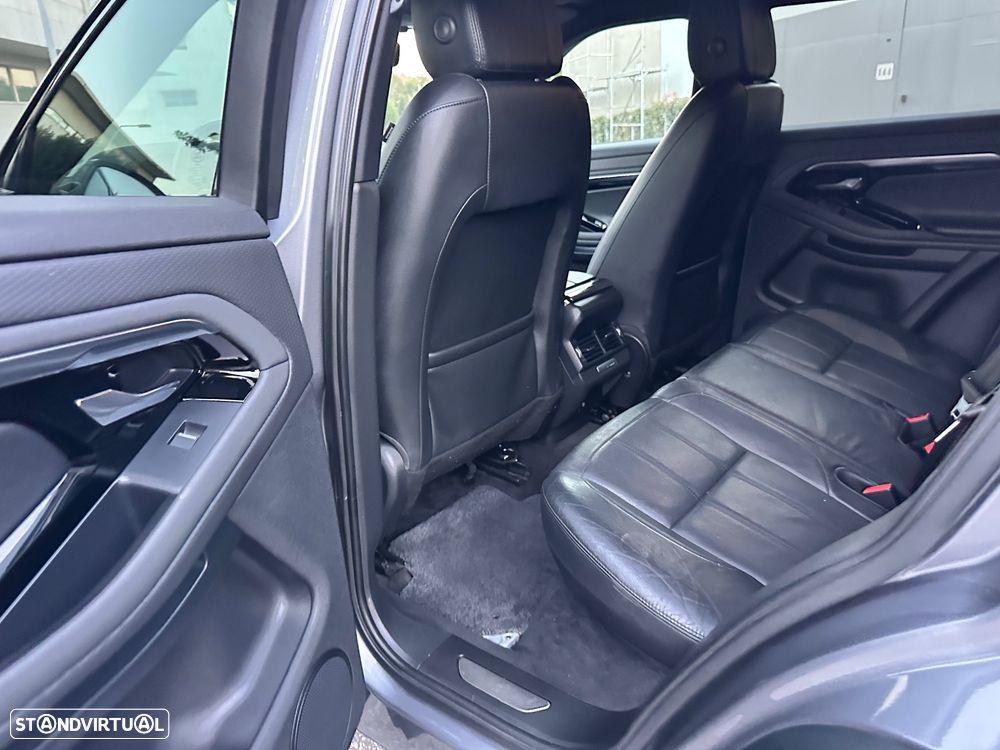Land Rover Range Rover Evoque 2.0 D150 AWD R-Dynamic S Auto - 34