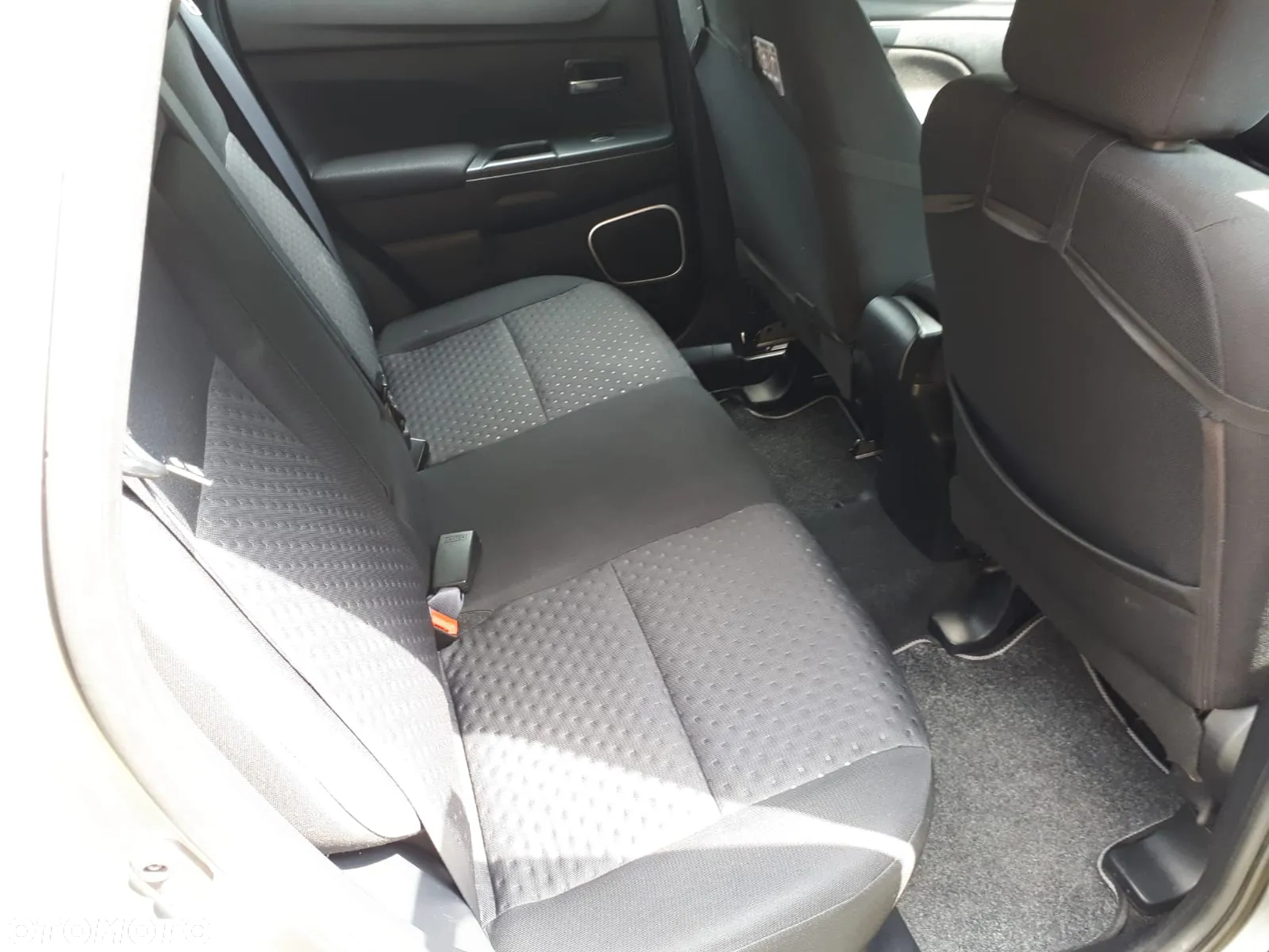 Mitsubishi ASX 1.8 DID Inform AS&G - 9