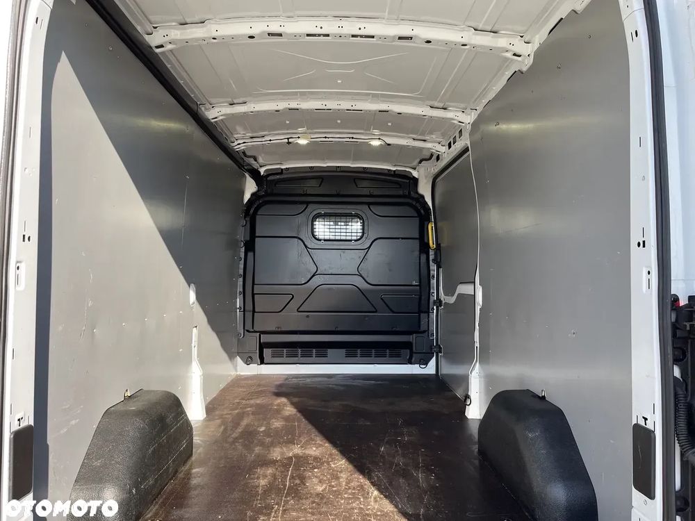 Ford Transit L3H2 - 21
