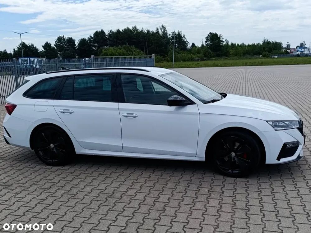 Skoda Octavia 2.0 TDI RS DSG - 6