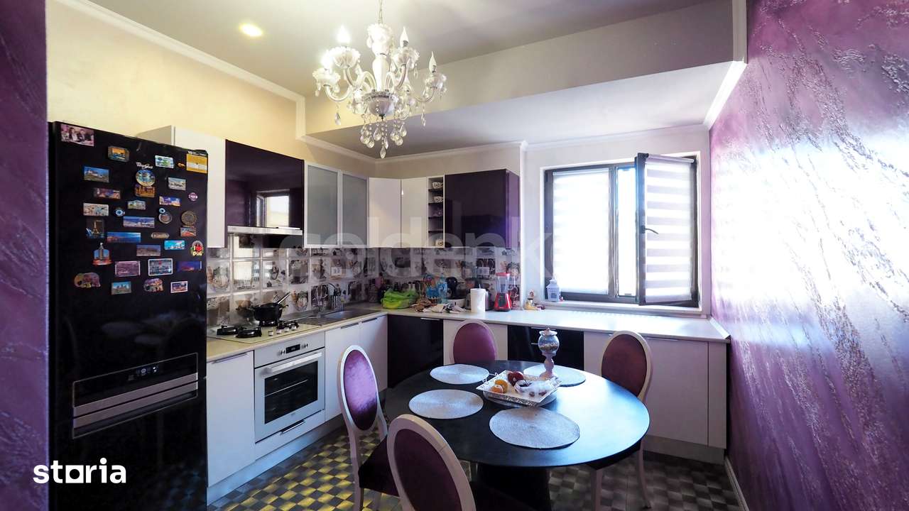 Apartament insorit cu 4 camere, 3 bai | garaj si boxa — fotografia 3