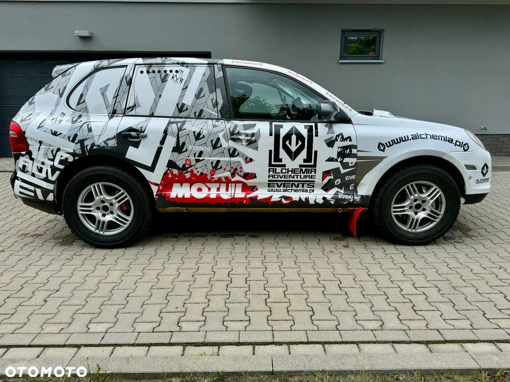 Porsche Cayenne - 22