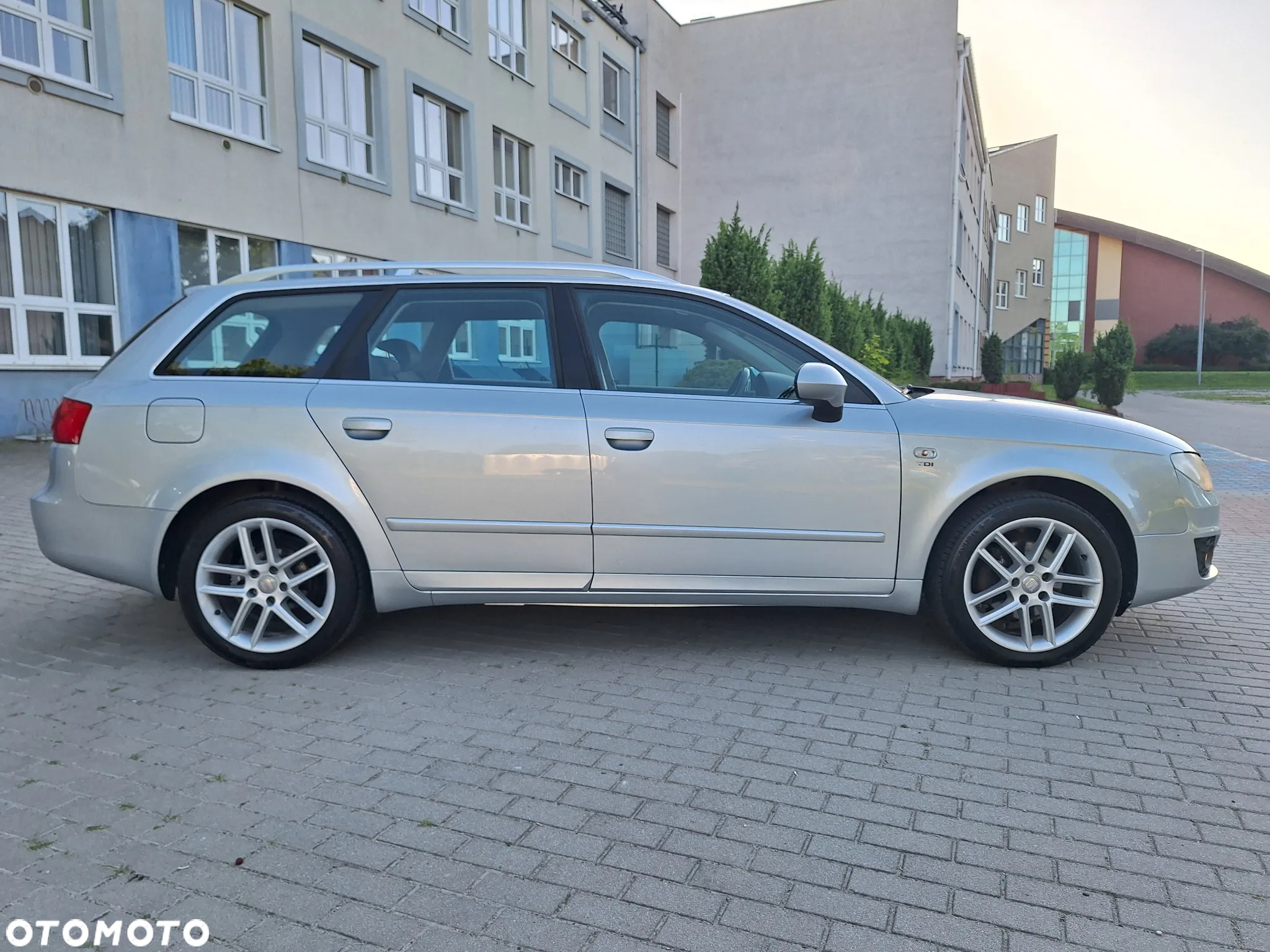 Seat Exeo 2.0 TDI DPF Style - 5