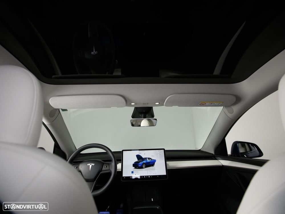 Tesla Model Y RWD - 13