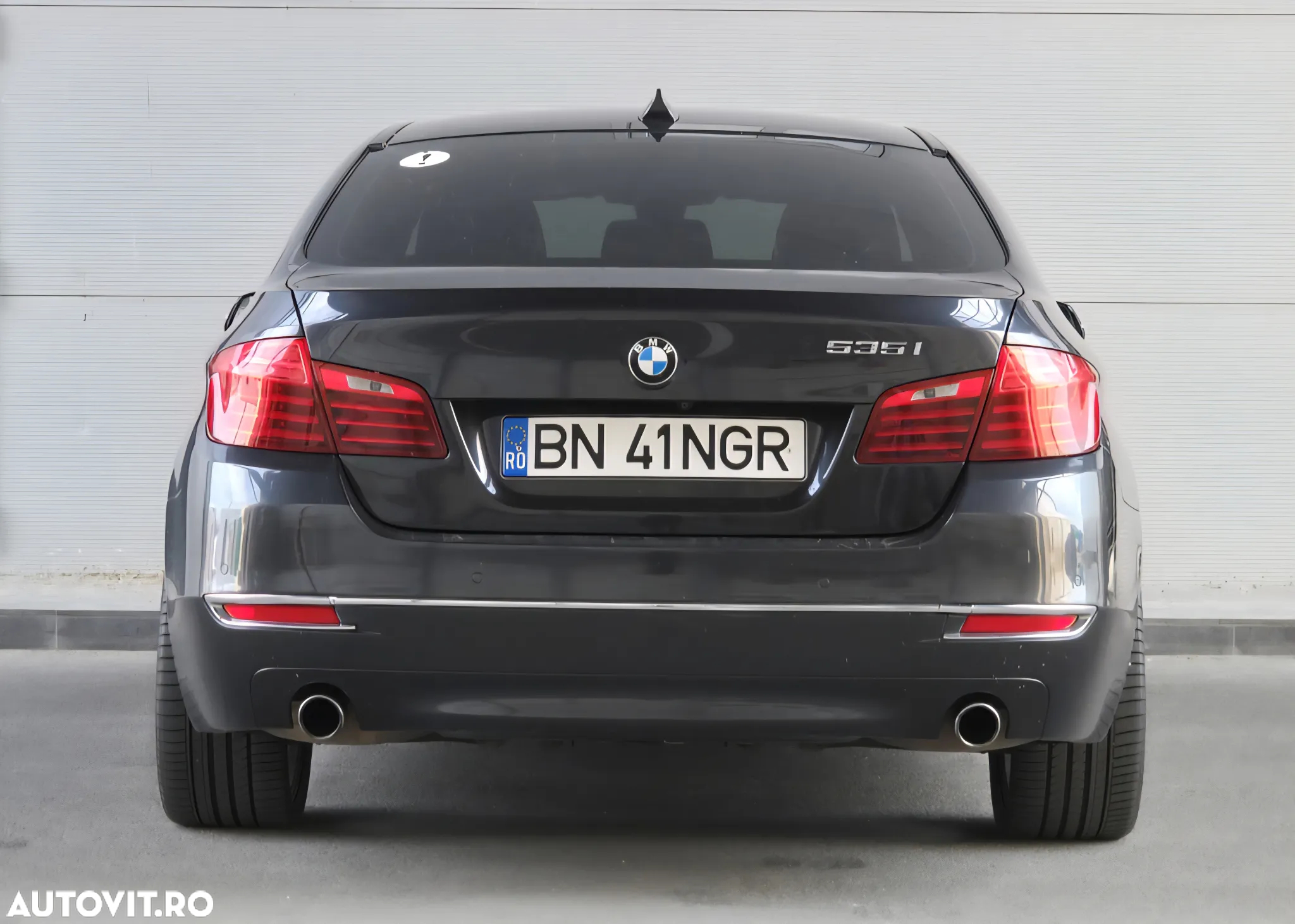 BMW Seria 5 535i xDrive Touring Aut. Luxury Line - 17