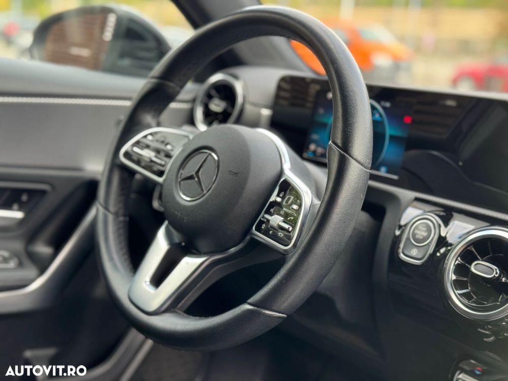 Mercedes-Benz A 180 d Progressive - 32