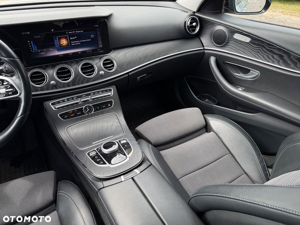Mercedes-Benz Klasa E 220 d 9G-TRONIC Sportstyle Edition - 8