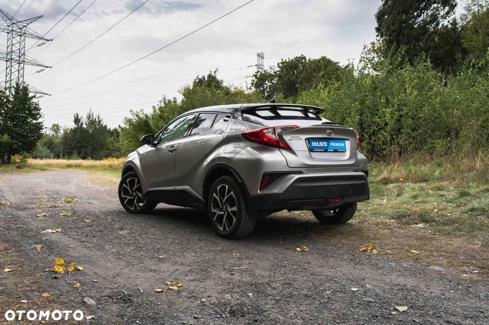 Toyota C-HR - 6