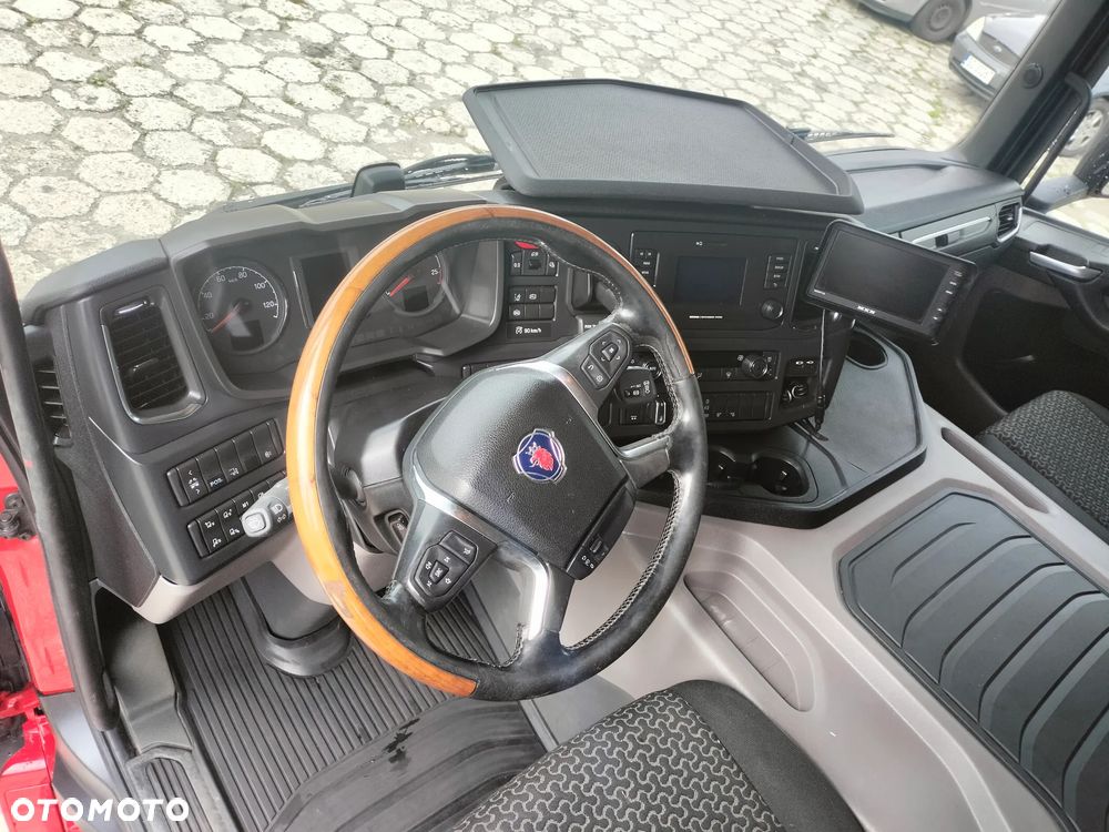 Scania P360 - 18