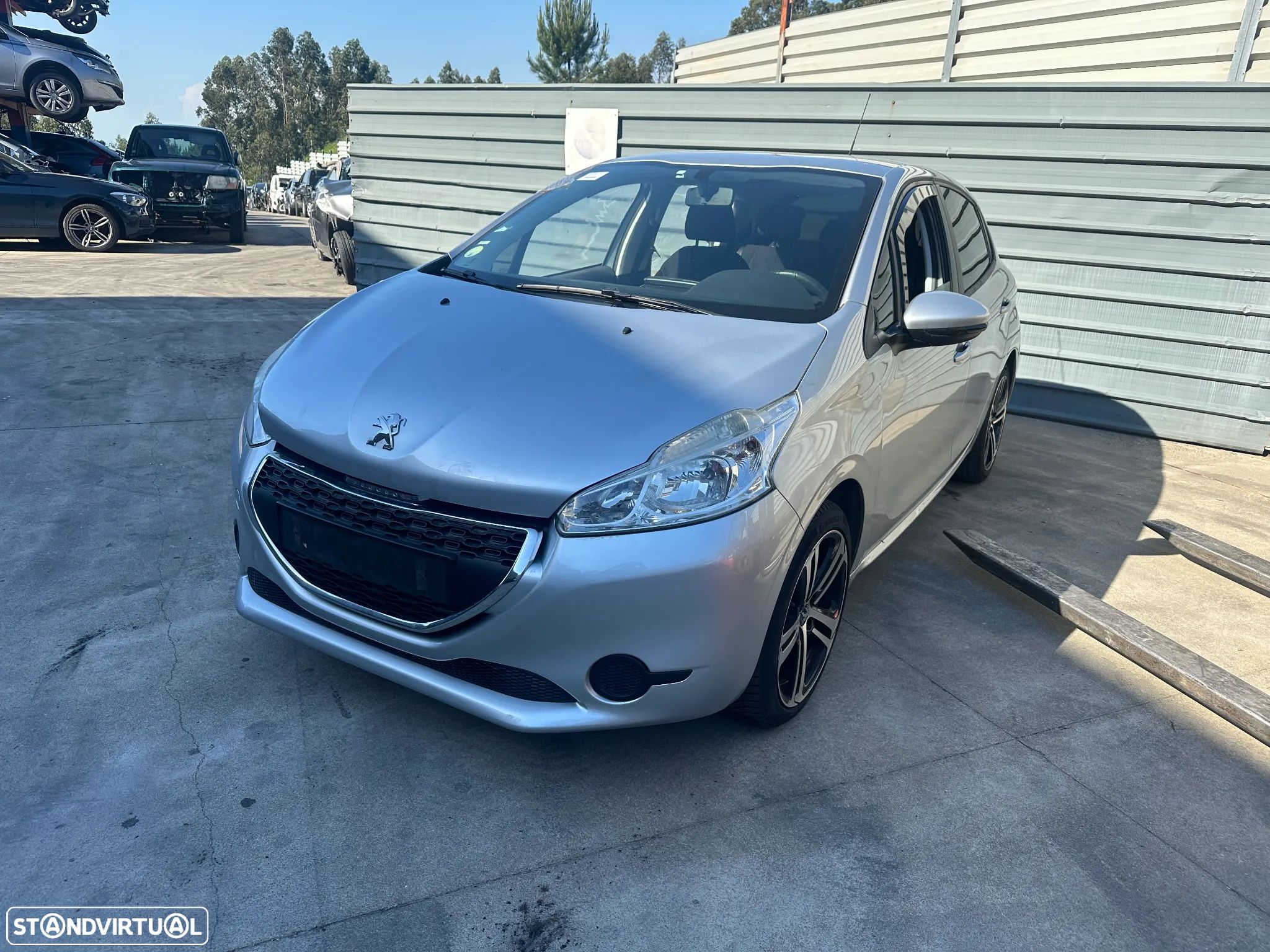 PEUGEOT 208 1.6 EHDI DE 2015 - 1